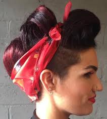 A great way to style your short afro is to wear bandanas. 20 Gorgeous Bandana Hairstyles For Cool Girls