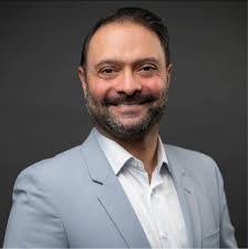 Erick Bailey's Instagram, Twitter & Facebook