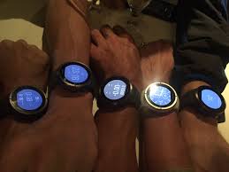 While recording an exercise you can lock the buttons by keeping the lower right button pressed. Suunto Spartan Ultra Test 4 Outside