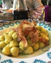 Aggiungere la zucca insaporita con il mix di erbe aromatiche e la purea di zucchine. Gnocchetti Con Purea Di Zucchine E Baffo Croccante Bild Von Osteria Al Forno Di Agnese Civita Di Bagnoregio Tripadvisor