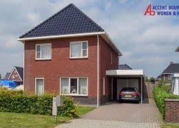 Vrijstaande Hoogbouw Woning Met Stolpkap Huis Woning Buitenkant Nieuwbouw Bouw Huizen Wonen