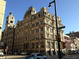I'm currently attending uwm (living in cambridge commons) and am wondering if walking around the east side is a bad idea or not. Mitchell Building Urban Milwaukee