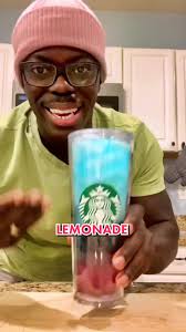 STARBUCKS BERRY BLAST LEMONADE #berryblast #starbucks #starbucksdrinks  #thisisbossinglybossing #tiktoktaughtme #tiktokpartner
