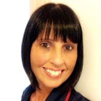 Helen Travis's Instagram, Twitter & Facebook