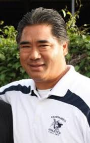 Kamehameha gathers to honor late coach Santos