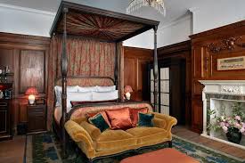 Booking Com Hotel The Ned London Uk 611 Guest Reviews Book Your Hotel Now Velvet Furniture Bedroom Furniture
