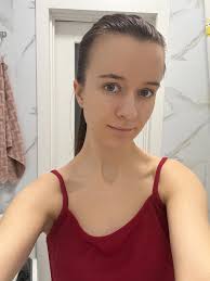 Hi be my girlfriend? 😇