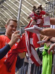 What is known about manuel neuer wife, however, is that she loves horses. Manuel Neuer To Appear At Fc Bayern Museum Museum