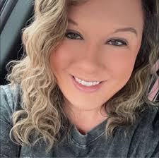 added the picture of the toy, we use fabric marker for them to sign  Yesterday, at Magic Kingdom, we encountered an unusual situation while  attempting to obtain signatures