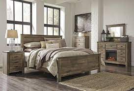 Quick view quick view nathan king 6 pc bedroom set. Signature Design By Ashley Trinell 3 Piece Rustic Brown King Bedroom Set B446 58 56 97 32 26 Miskelly Furniture