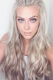It will underline the beauty of long hair as well as of short hair helping create new vivid images. Ombre Hair Looks That Diversify Common Brown And Blonde Ombre Hair