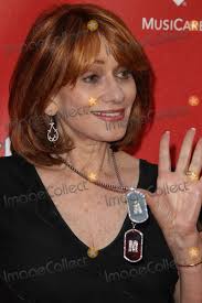 Andrea Gross Pictures and Photos