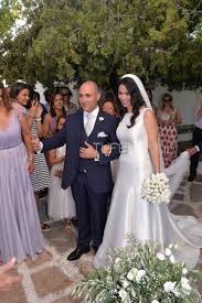 Ο κωνσταντίνος μπογδάνος και η ελένη. Gamos Mpogdanoy Edw Ekloges Ki Aytos G Misia Poia H Elenh Karbela Nyfiko Fwto