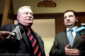 Lech Wałęsa dostał sądowy zakaz mówienia, że szef Solidarności Piotr Duda  służył w ZOMO