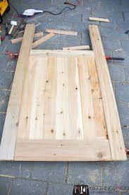The moongate with a western bent. How To Make A Diy Garden Gate Free Building Plans And Tutorial