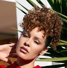 Gina Place's Instagram, Twitter & Facebook