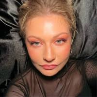 Sara Freericks - Charlotte Tilbury Beauty | LinkedIn