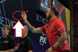 In 2019, the ravens upheld baltimore's. This Fly Interrupted Joe Cullen S Match Darts To Beat Gary Anderson Sportvideos Tv