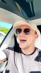 We are getting closer and closer every day to my knee healing from my PRP,  bone marrow, and fat injections! Today I started emsculpt which will help  with the muscle atrophy in my quads!