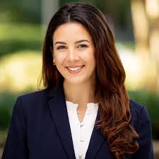 It's Member Monday!! Today we are interviewing our Executive Research  Editor, Melody Zargari! Q: Where are you from? A: Niceville, FL Q: Where  did you attend undergrad, and what did you study?