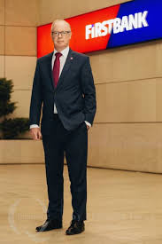 Romania Pe Calea AmericanÄƒ Interviu Exclusiv Cu Presedintele First Bank Q Magazine