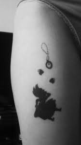 Alice In Wonderland Black And White Tattoos Oh How I Wish The Rabbit Would Swallow Me Wonderland Tattoeage Tatoeage Tatoeages
