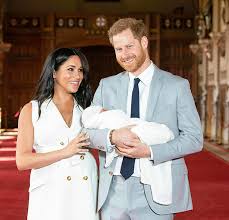 O príncipe harry e a esposa, meghan markle, anunciaram que estão deixando a família real britânica. Prince Harry Meghan Markle Might Be Planning For Second Baby Hollywood Life