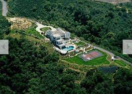 Greystone mansion to hold friends meet in california concert. 19 95 Million Contemporary Mansion Set On 50 Acres In Los Gatos Ca Homes Of The Rich