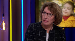 Waarom hélène in het ziekenhuis lag, wilde johan omwille van haar privacy niet kwijt. Dacttmf 1dwtzm