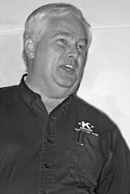 Int'l President Siemens Addresses Kiwanian at Kamp Kiwanis Weekend