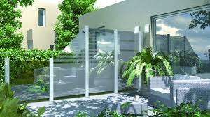 System Glas Bringt Leichtigkeit Und Transparenz Auf Ihre Terrasse Das System Besteht Aus Eleme Sichtschutz Terrasse Glas Sichtschutz Garten Sichtschutz Glas