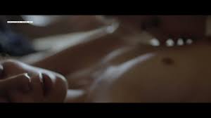 Leticia Colin e Marjorie Estiano nuas peladas cena de sexo lésbico em Entre  Irmãs. - AENUDES