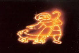 Zu sehen sind an den berghängen traditionellerweise christliche symbole wie kreuze. Pension Obermuhle Zimmer Tannheim Tirol News