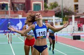 Se disputó una serie clasificatoria, y los cinco mejores de dicha serie disputaron una final, manteniendo la distancia saltada en la clasificación. Nuevo Sistema De Clasificacion Para Los Juegos Olimpicos Cada