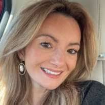 Student housemates in Miramar Beach, FL