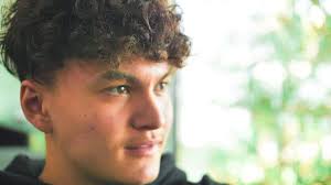 He is the younger brother of faze kay, an english youtuber and twitch streamer. The Shady Side Of Faze Jarvis