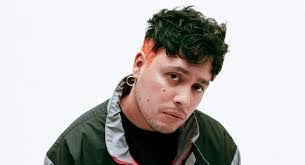 Marco Mares's Instagram, Twitter & Facebook