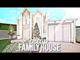 Bloxburg Cheap Family House Youtube Bloxburg Houses Family House Plans Bloxburg Ideas