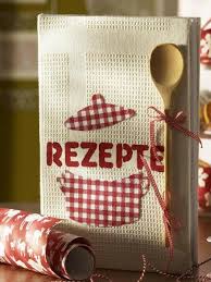 Denkt euch ein motiv aus (eine sonne, eine blume oder einen hasen) und zeichnet es mit bleistift auf eine eurer seiten. 7 Kochbuch Deckblatt Ideen Kochbuch Selbst Gestalten Kochbuch Selbst Gestalten Vorlage Rezeptbuch