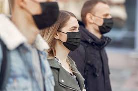 Sebelumnya, protokol perlindungan untuk individu terkait dengan pemakaian masker tidak dianjurkan bagi orang yang sehat. Setelah Vaksinasi Covid 19 Perlukah Memakai Masker Republika Online