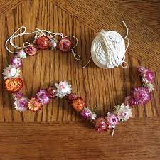 Diy Strawflower Garland Garland Christmas Crafts Crochet Earrings