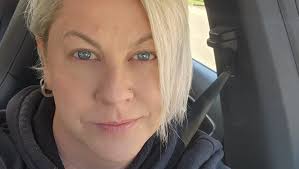 Fundraiser by janae Magnuson : Help Janae Keep Her Home and Family Safe