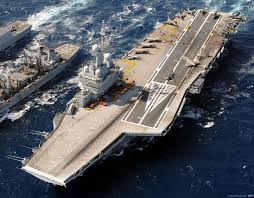 Loi de programmation militaire (loi quinquennale fixant dans tous ses détails le budget des armées) iper : Fs Charles De Gaulle R 91 Aircraft Carrier French Navy Marine Nationale