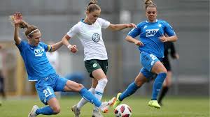 Swedes move on to face canada in the gold medal match 57 mins: Frauenfussball Bayern Linksaussen Rolfo Vor Wechsel Zum Vfl Wolfsburg Sportbuzzer De