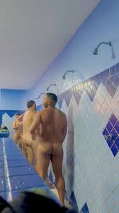 Several men hard in gym showers - ThisVid.com