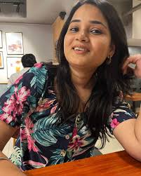 Impromptu dates and imperfect pictures pretty much sums up my December  weekends 💃🏻