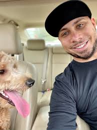 Hey all! 👋🏽 New here, but not to RVA! I'm Andy (they/them) and have lived  in Richmond for many years, but for sure am always looking for rad parent  pals and good