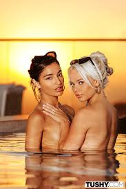 Tushy Elsa Jean Emily Willis Sybian Anal Curve PornPics VIP Gallery