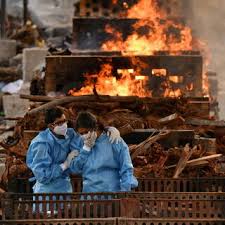 Самая тяжелая обстановка с дельтой, при заражении которым вероятность госпитализации увеличивается в 2,2 раза по сравнению с альфой (британским штаммом) с какой бы скоростью не распространялся индийский штамм коронавируса по европе, ученые сходятся в одном: I6oest3gkmczrm