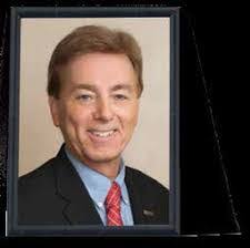 Howard Quach's Instagram, Twitter & Facebook